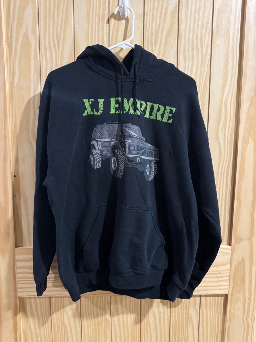 Jeep “XJ EMPIRE” Gildan hoodie